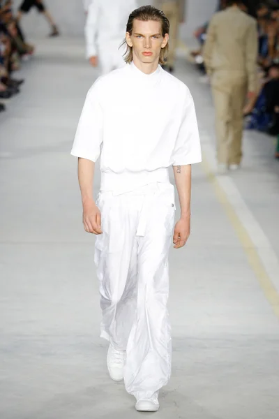 Look 20